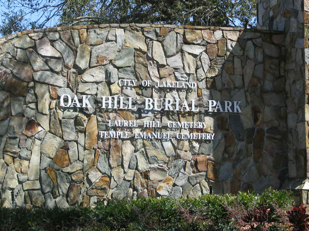 Oak Hill Burial Park